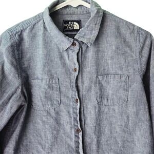 The North Face Womens Blue Chambray Roll Tab Sleeve Button Down Shirt Medium